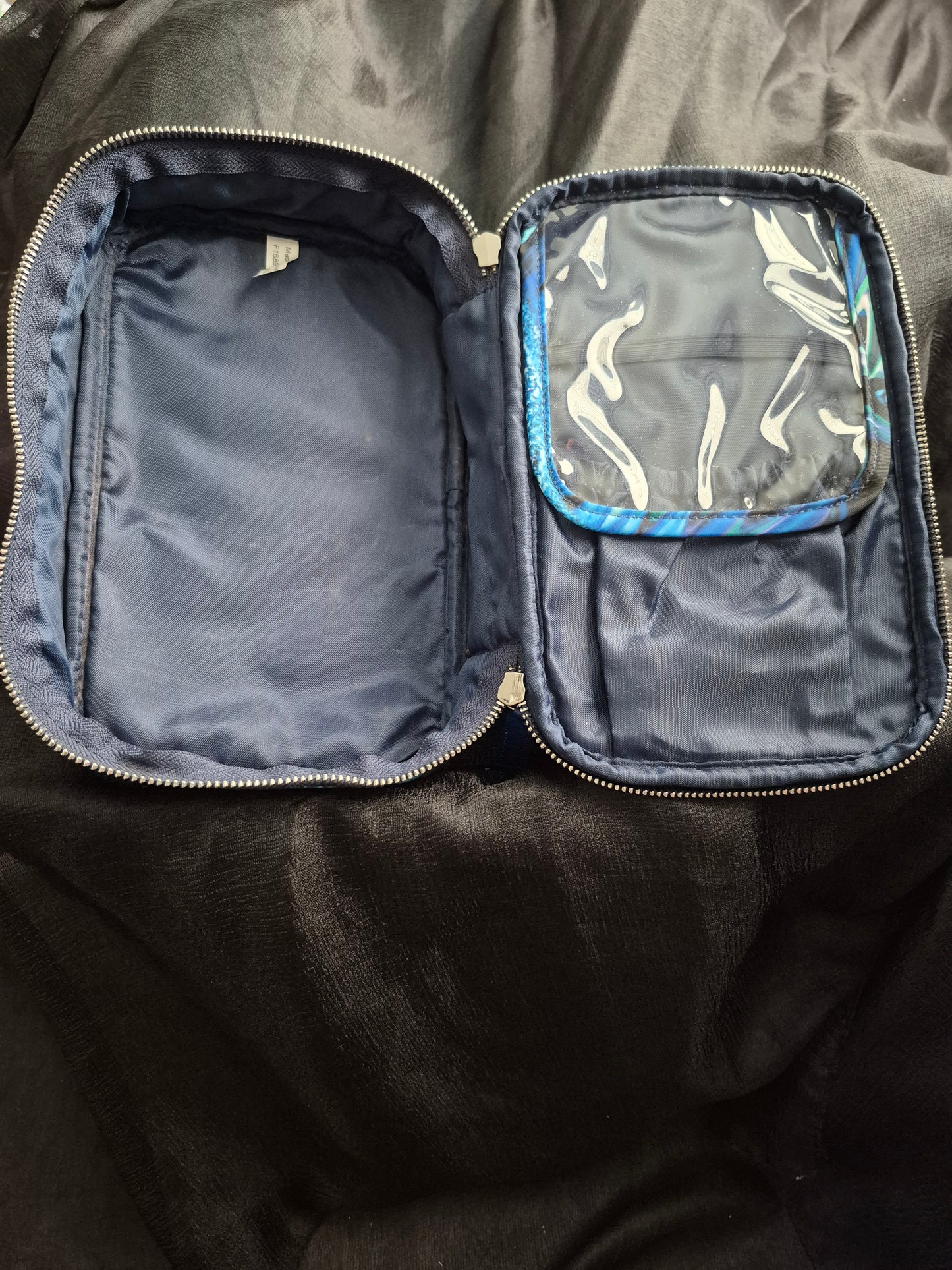 Sonia Kashuk cosmetic/travel case