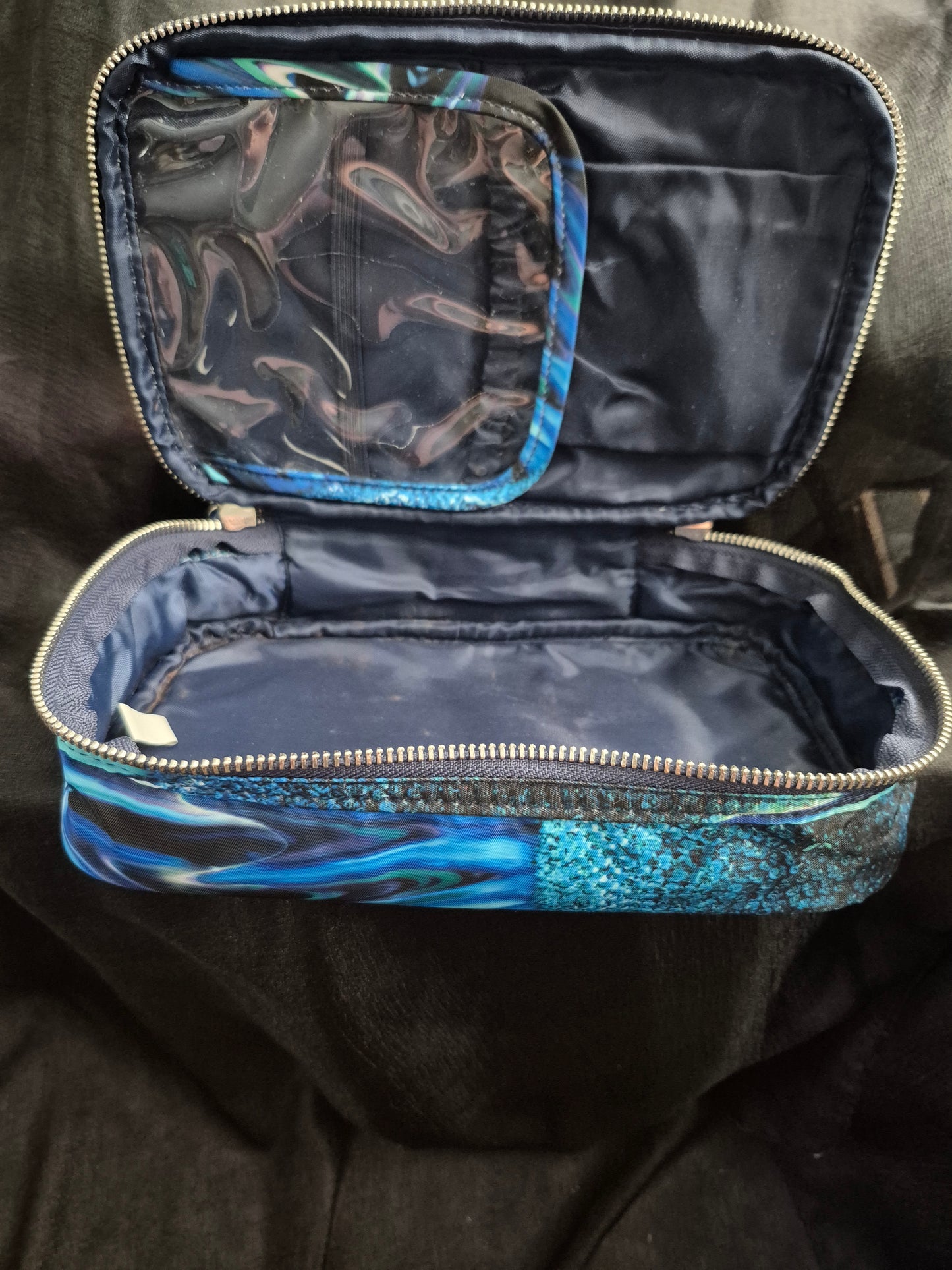 Sonia Kashuk cosmetic/travel case